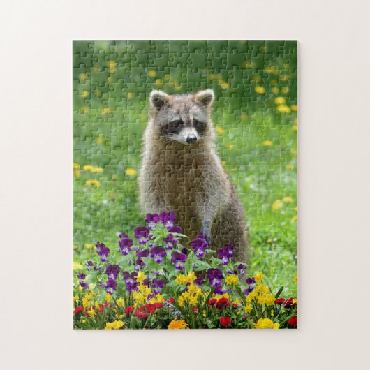 Puzzle Cute Raccoon dans Flower Garden Faune (Vertical)