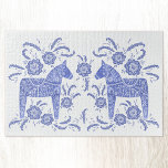 Puzzle Dala suédois Cheval bleu et blanc<br><div class="desc">Un Dala Horse suédois traditionnel design en bleu et blanc. . Art original de Nic Squirrell.</div>