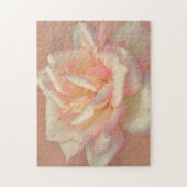 Puzzle de fleurs de rose de couleur rose blush (Vertical)