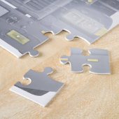 Puzzle De noir camion semi avec des lumières dessus dans (Côté)