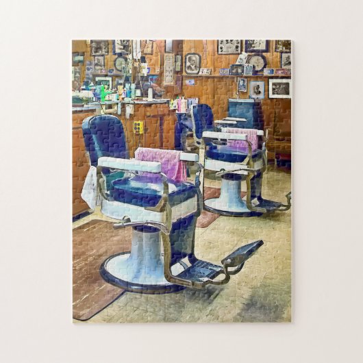 Puzzle Deux Chaises En Barbier Avec Capuchons En Barbre R (Vertical)