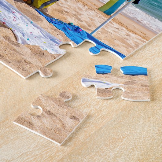 Puzzle Deux parasols et approvisionnements de plage à (Côté)