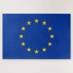 Puzzle Drapeau de l'Union européenne (UE) (Europe)<br><div class="desc">Ce dessin présente le Drapeau de l'Europe (ou Drapeau européen), symbole officiel utilisé par deux organisations distinctes, le Conseil de l'Europe (CoE) et l'Union européenne (UE). Il se compose d'un cercle de douze étoiles dorées à cinq branches sur un arrière - plan bleu azur. Le drapeau a été conçu pour...</div>