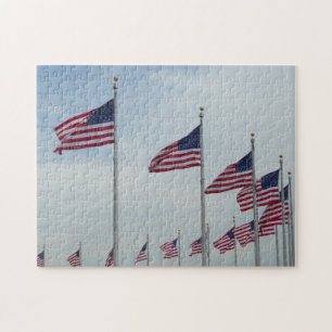 Puzzle Drapeaux américains au Monument de Washington