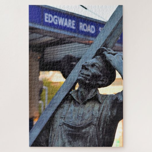 Puzzle Edgeware Road Station Statue - 20x30 - 1014 pcs. (Vertical)