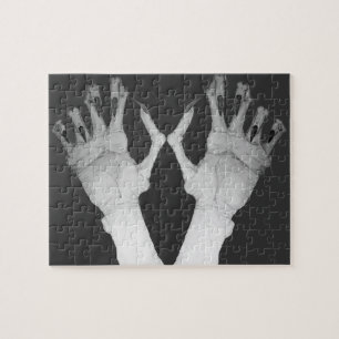 Puzzle Effrayant monstre effrayé mains