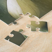 Puzzle Élégante bande de tulipes blanches dans un jardin  (Côté)