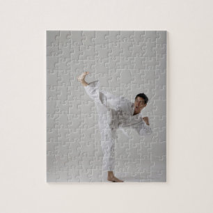 Puzzle Équipez les coups de pied haut dans le ciel, arts