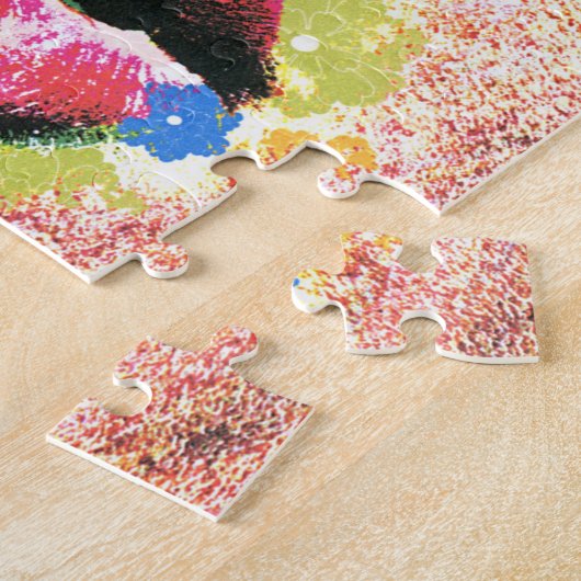 Puzzle Femme au visage tatoué de fleurs (Côté)