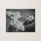 Puzzle Femme posant dans le studio (Horizontal)