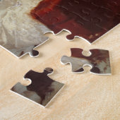 Puzzle Femme sur un sofa rouge (Côté)