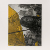 Puzzle Fille Zombie avec parapluie jaune (Vertical)