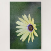 Puzzle Fleur Jaune Avec Vert (Vertical)