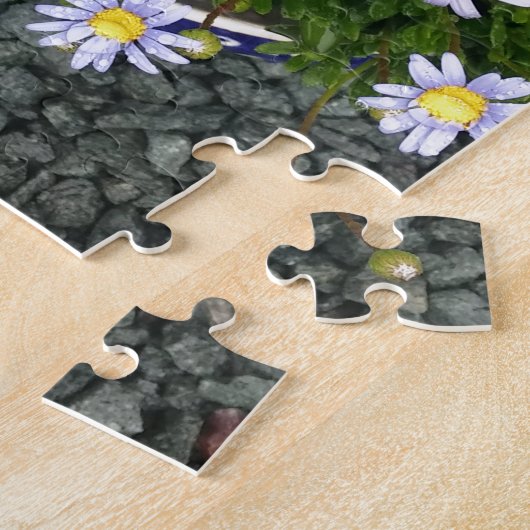 Puzzle Fleurs de Margarita jaune blanc avec cailloux gris (Côté)