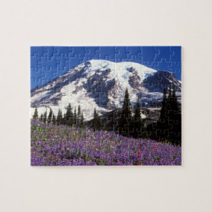 Puzzle fleurs sauvages estivales au pied du mont Rainier,