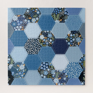 Puzzle Floral, patchwork de denim : motif bleu.