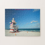 Puzzle Florida Miami Beach.Salutations de Noël<br><div class="desc">Floride Miami Beach.Jigsaws. Ces Jigsaws sont faits de carton robuste et montés sur carton, ces puzzles sont imprimés en couleur vive et pleine.Pour vous, ou pour offrir.Taille: 11" x 14" (252 pièces). Comprend une belle boîte cadeau avec une image de puzzle imprimée sur le couvercle.Fabriqués à partir de carton robuste...</div>