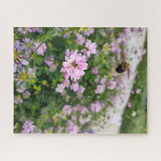 Puzzle Flying to the Next Flower (Horizontal)