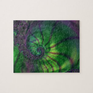 Puzzle Fractale avec spirale verte et violette