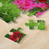 Puzzle Ginger Kitten dans un jardin fleuri (Côté)