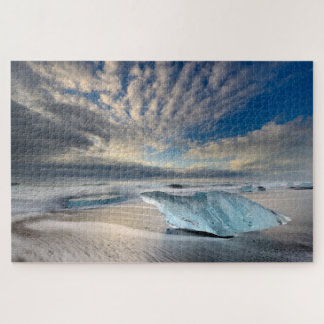 Puzzle Glace bleue glaciale sur la plage de Jokulsarlon e