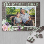 Puzzle Grand-Père le plus aimé - Cadre rustique en bois<br><div class="desc">Joli puzzle photo pour votre grand-père - idéal pour la fête des pères ou un cadeau d'anniversaire. Le modèle est configuré pour vous permettre d'ajouter votre propre photo et vous pouvez également éditer "grand-père" à votre titre préféré (c.-à-d., non, papa etc), si vous le souhaitez. Cette aquarelle à motifs floraux...</div>