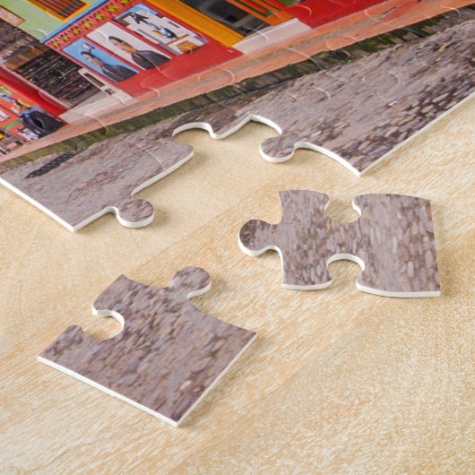 Puzzle Guatapé, Colombie, rue des parapluies (Côté)