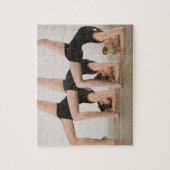 Puzzle Gymnaste posant à l'envers (Vertical)