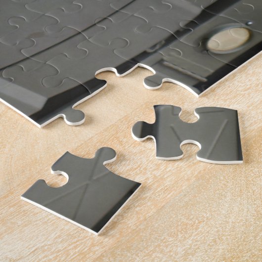 Puzzle Harvey dans sa Jeep (Côté)