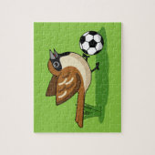 Puzzle Joli Dessin De Caricature Sparrow Jouer Au Footbal (Vertical)