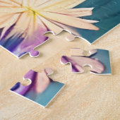 Puzzle Jolie fille enchantée avec des fleurs personnalisé (Côté)