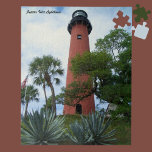 Puzzle Jupiter Inlet Lighthouse & Museum Jupiter Floride<br><div class="desc">Ce magnifique puzzle présente le phare et musée Jupiter 1860 à Jupiter, en Floride. Le phare est magnifiquement encadré de palmiers tropicaux. Le musée d'histoire du front de mer est situé dans le bâtiment restauré des logements de la marine 2ÈME GUERRE MONDIALE. Le phare de Jupiter est situé entre le...</div>