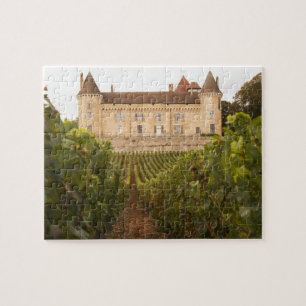 Puzzle L'ancien château médiéval de Rully dans la Cote