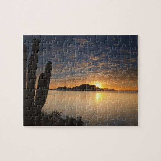 Puzzle Le lever de soleil sur Isla Danzante dans le golfe (Horizontal)