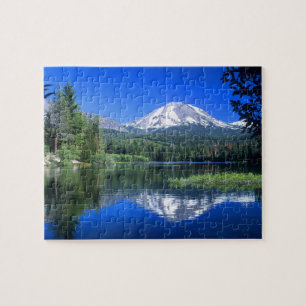 Puzzle Le mont Lassen surplombe le lac Manzanita