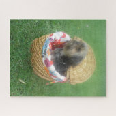 PUZZLE LE PETIT YORKIE DANS UN PANIER (Horizontal)