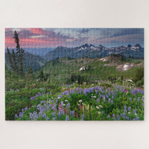 Puzzle Lever de soleil avec le pré Fleur sauvage au Mont
