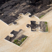 Puzzle L'océan s'éclaboussé contre l'énigme rocheuse des (Côté)