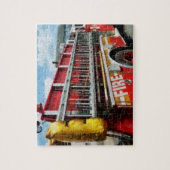 Puzzle Longue échelle sur le camion de pompiers (Vertical)