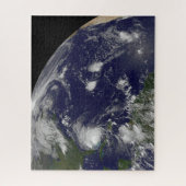 Puzzle L'Ouragan Irene Traverse Les Bahamas. (Vertical)