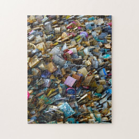 Puzzle Louvre Paris. (Vertical)