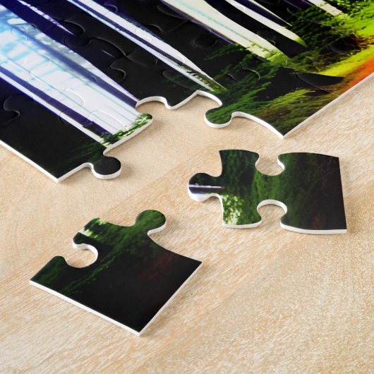 Puzzle Lumineux et ensoleillé dans la forêt de silhouette (Côté)