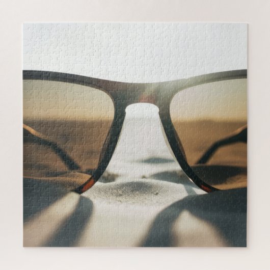 Puzzle Lunettes de soleil sur le sable (Vertical)