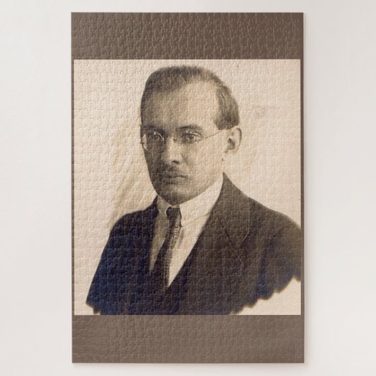 Puzzle M. Scientifique des années 1920 (Vertical)