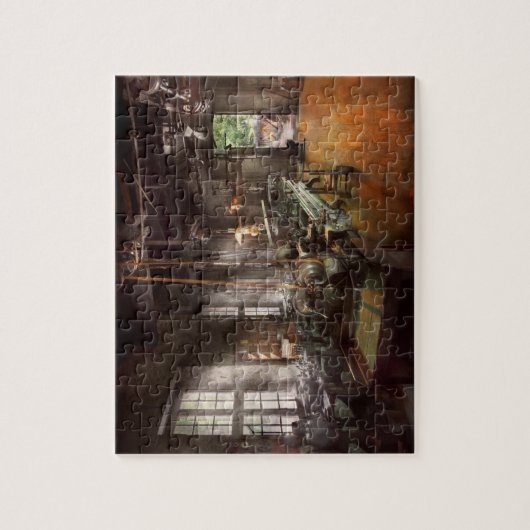 Puzzle Machiniste - Lathe - A long lathe (Vertical)