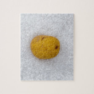 Puzzle Macro de pomme de terre comme arrière - plan avec 