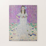 Puzzle Mada Primavesi par Gustav Klimt<br><div class="desc">Portrait célèbre de Mada Primavesi par Gustav Klimt. Ce tableau présente une fille en robe blanche avec des fleurs devant un arrière - plan violet. De belles couleurs sur cette oeuvre.</div>