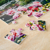 Puzzle Maisonnette fantaisiste avec rhododendrons et étan (Côté)