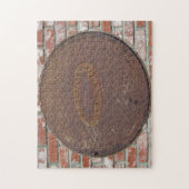 Puzzle - Manhole Cover sur brique (Vertical)