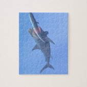 Puzzle Megalodon mangeant une baleine (Vertical)